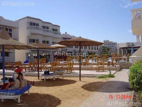 Waves Resort Hotel 7